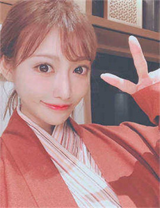 《日韓最新视頻一區二區三-美女露底照》